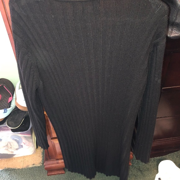 Crystal & Kobe Knee Length Sweater Used Fair Condition - Picture 6 of 6
